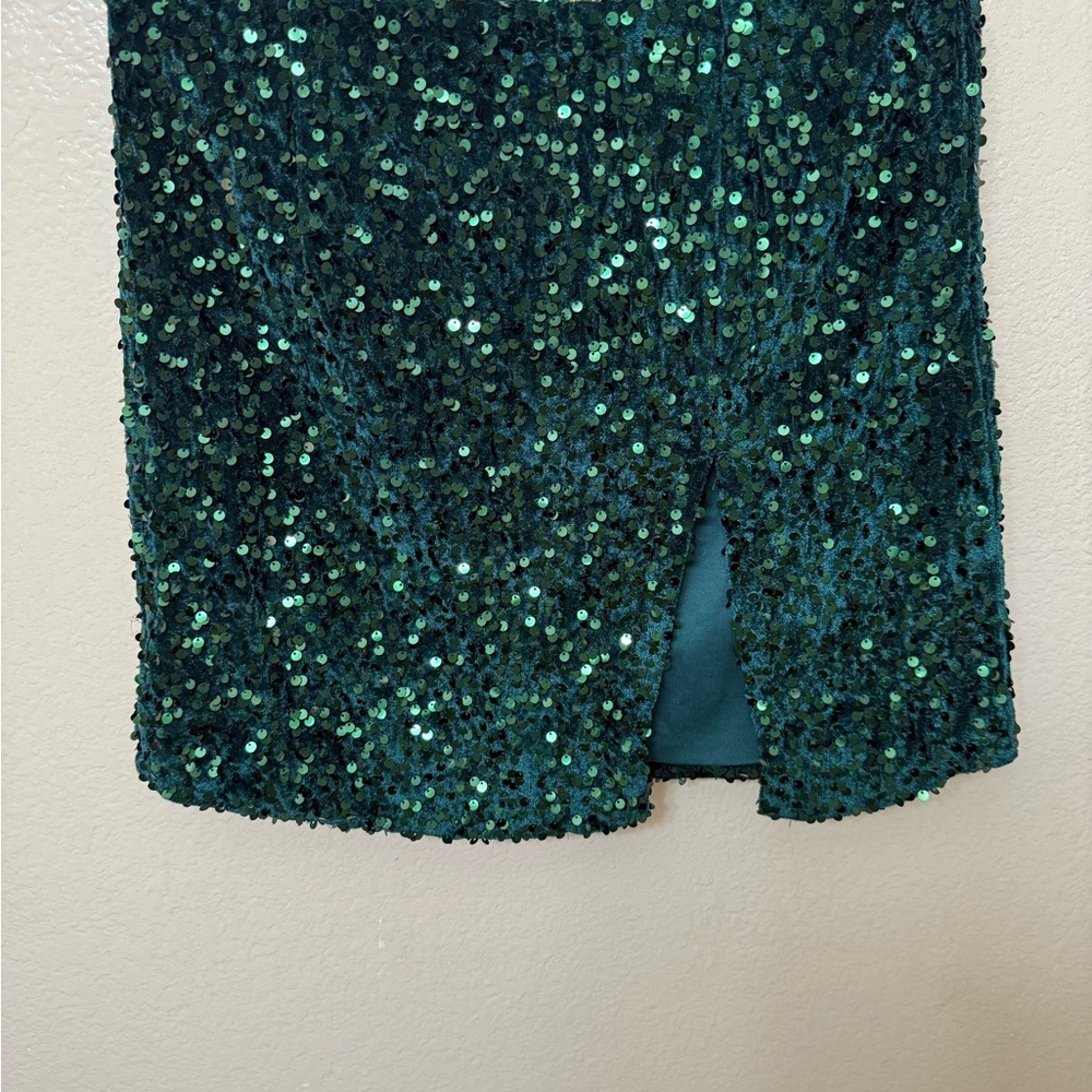 Amazing Lace Green Sequin Pencil Skirt with high front slit. Club wear, Y2K SM